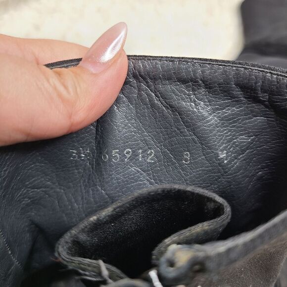 Stuart Weitzman Gore-Tex Booties Size 8M‎ - Picture 7 of 7